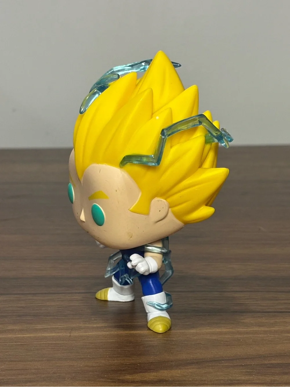Funko Pop! Dragon Ball Z Super Saiyan 2 Vegeta #709 Figure Only No Box P1